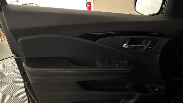 2017 Honda Ridgeline Black Edition