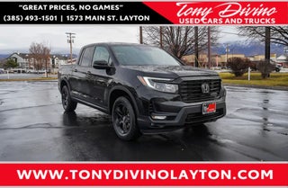 2022 Honda Ridgeline with Crystal Black Pearl Exterior