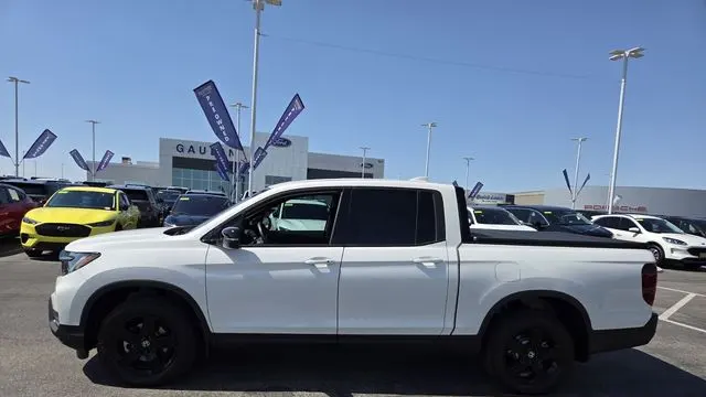 2025 Honda Ridgeline Black Edition