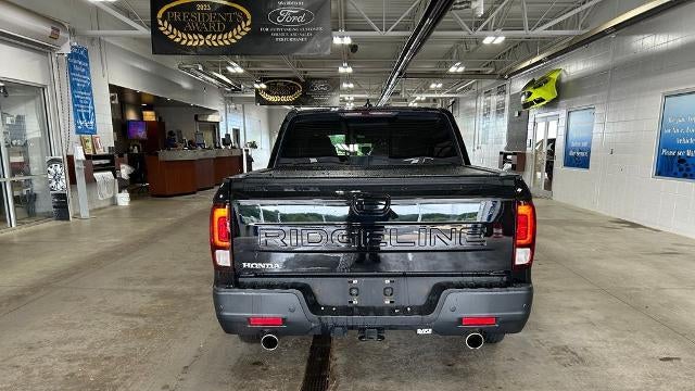 2025 Honda Ridgeline Black Edition