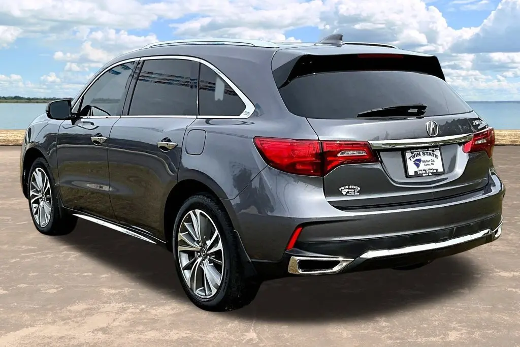 2017 Acura MDX - $17,795