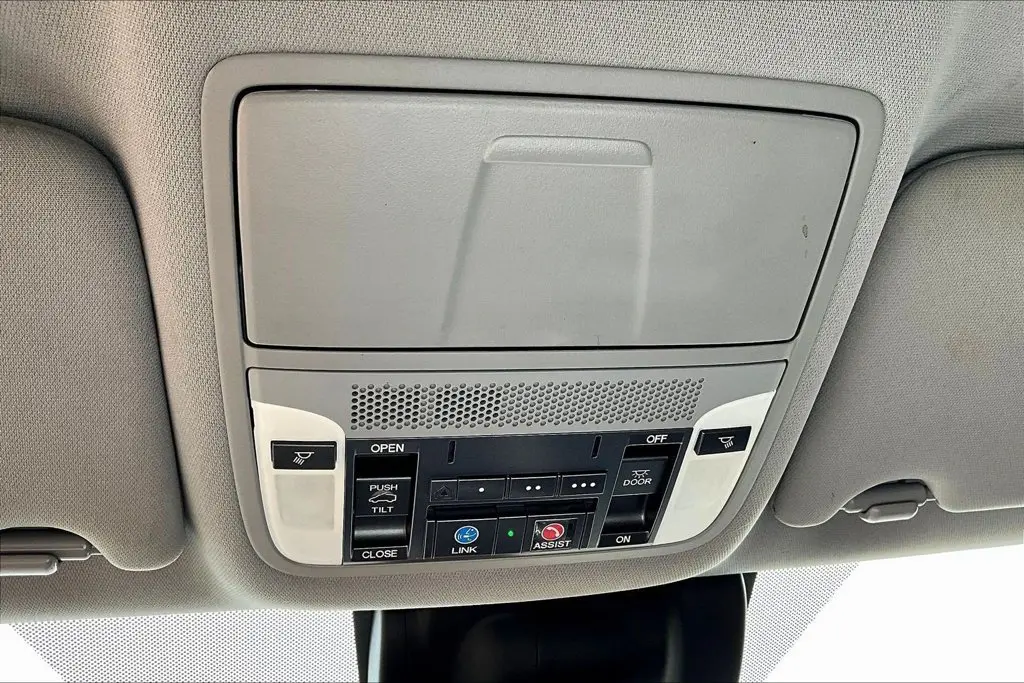 2017 Acura MDX - $17,795