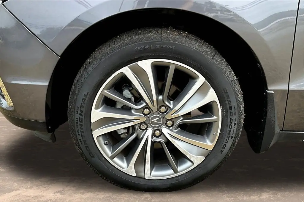 2017 Acura MDX - $17,795