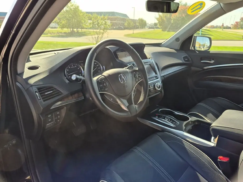 2017 Acura MDX - $17,850