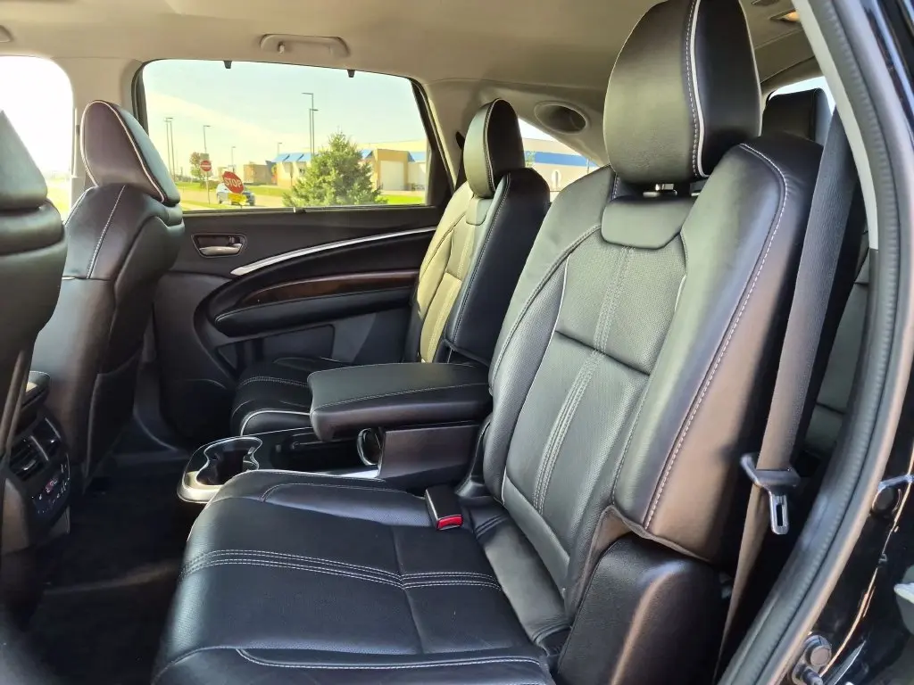2017 Acura MDX - $17,850