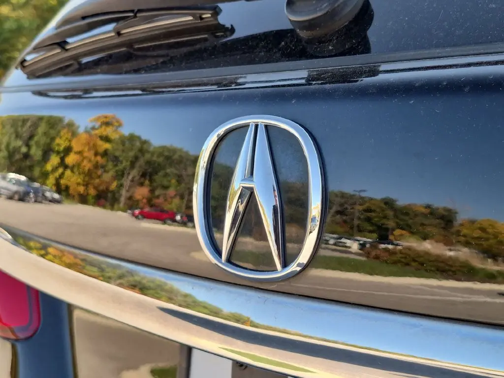 2017 Acura MDX - $17,850