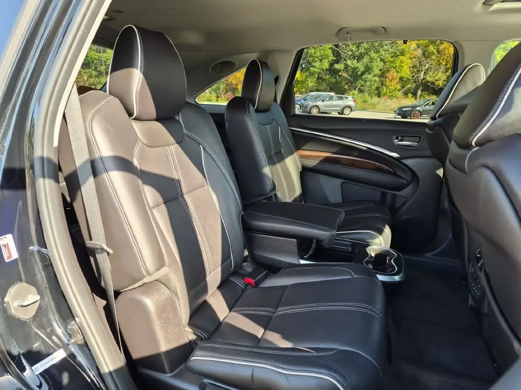 2017 Acura MDX - $17,850