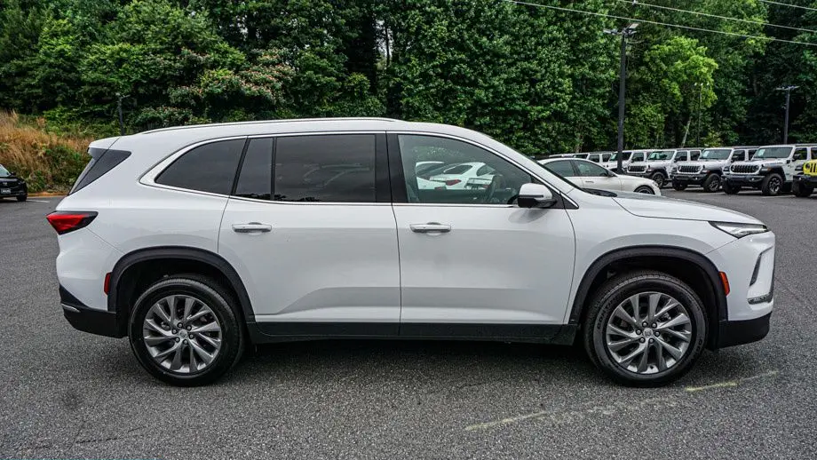 2025 Buick Enclave Preferred