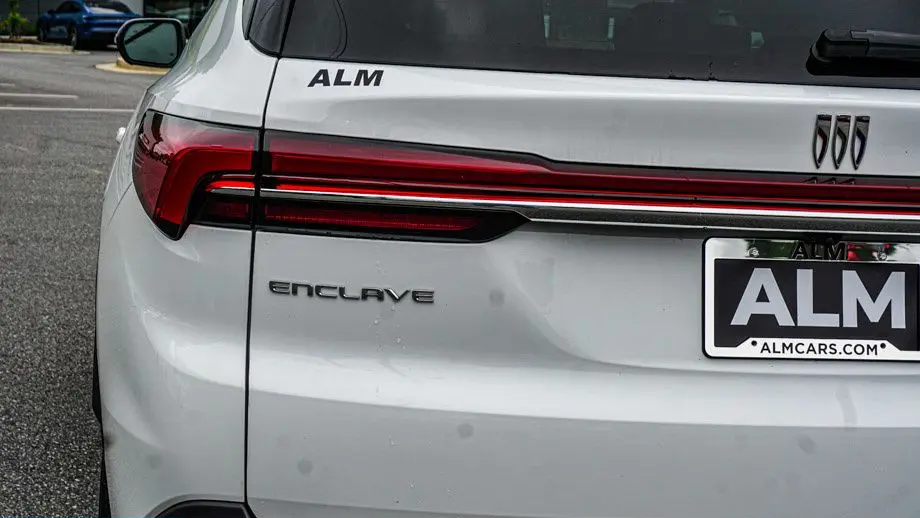 2025 Buick Enclave Preferred