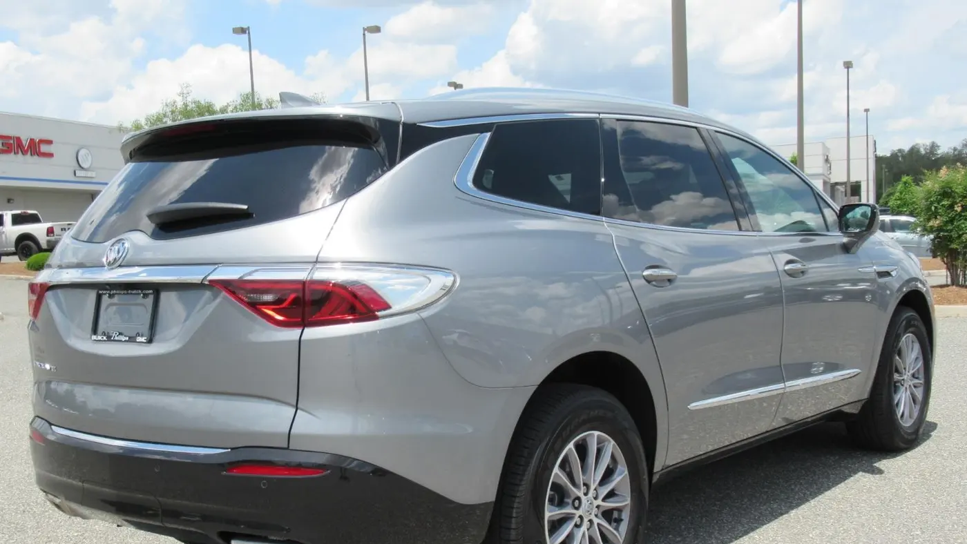 2024 Buick Enclave Essence