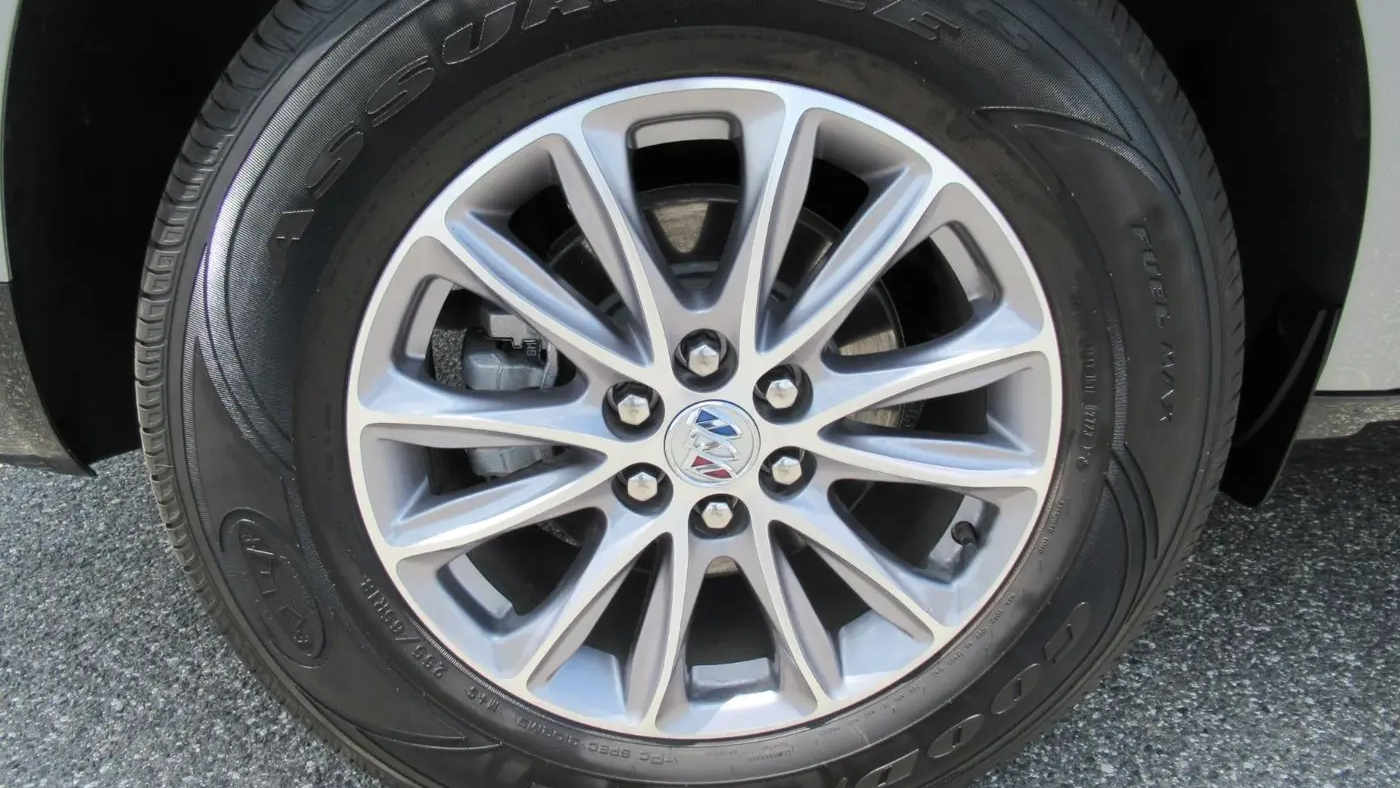 2024 Buick Enclave Essence