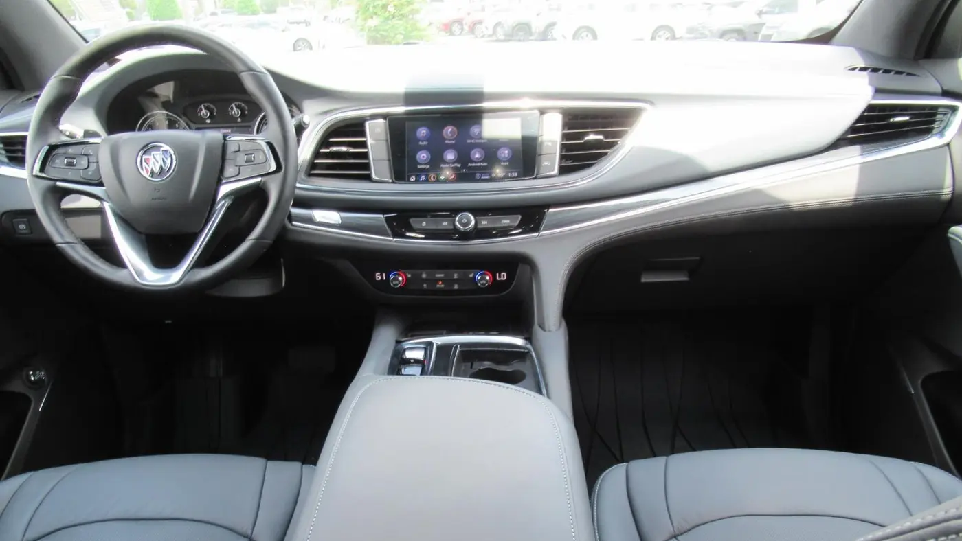 2024 Buick Enclave Essence