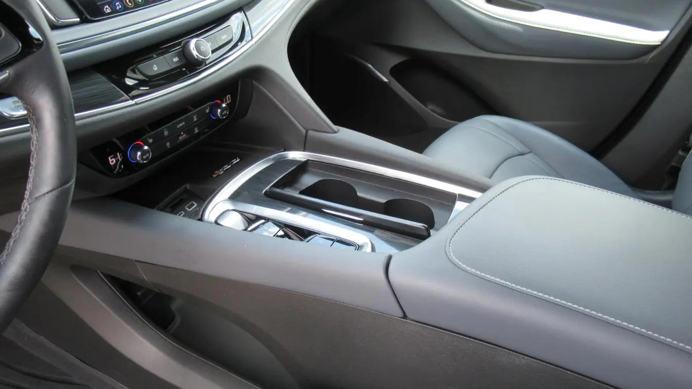 2024 Buick Enclave Essence