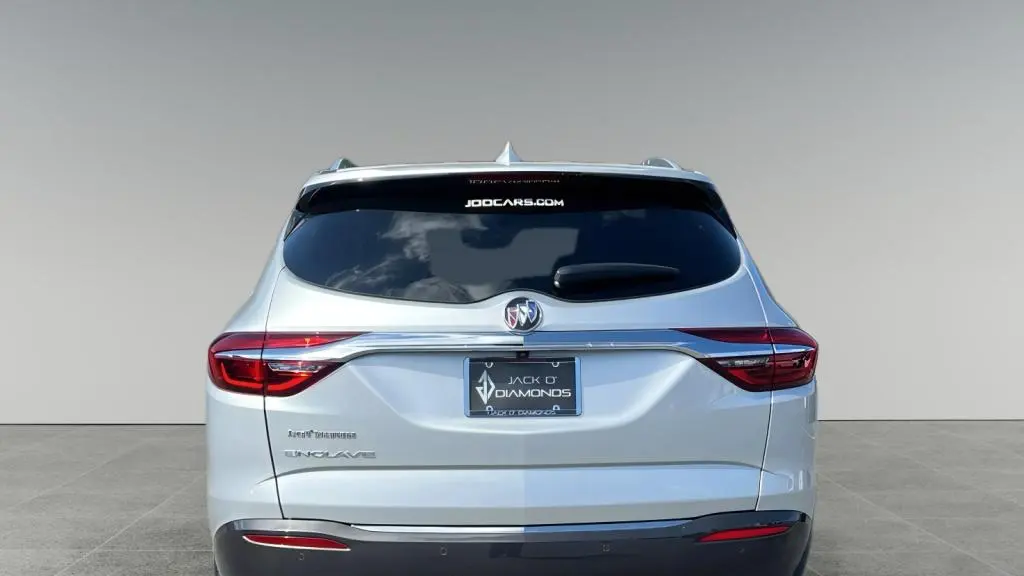 2020 Buick Enclave Essence