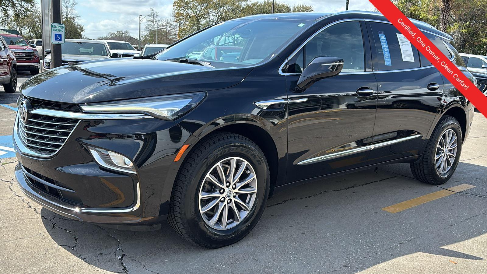 2023 Buick Enclave Essence