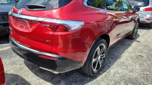 2022 Buick Enclave Essence