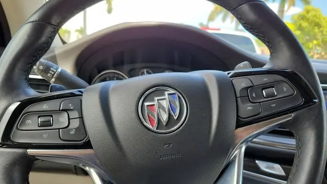 2022 Buick Enclave Essence