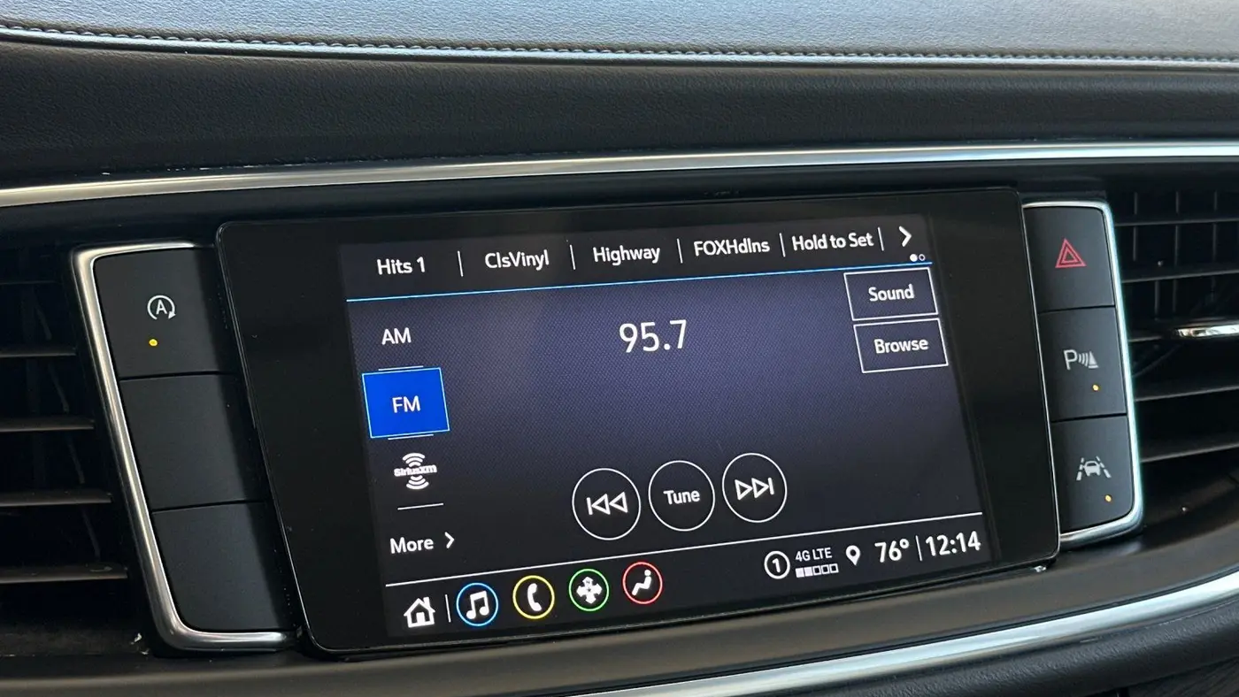 2023 Buick Enclave Essence