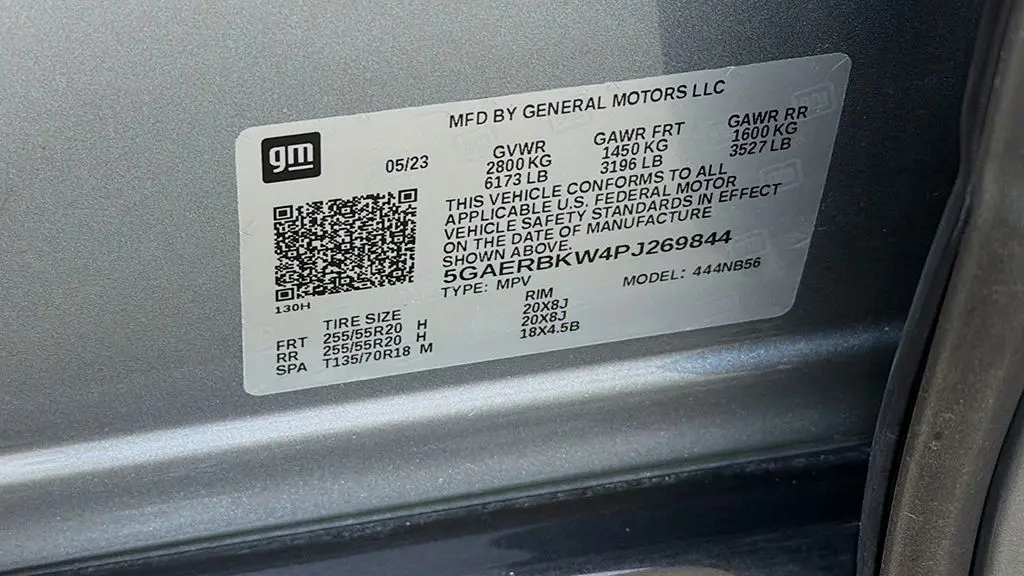 2023 Buick Enclave Essence