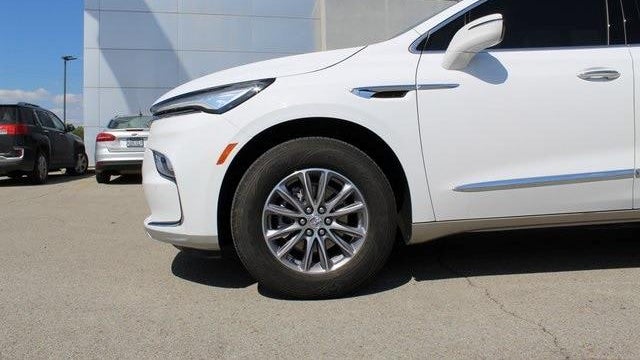 2024 Buick Enclave Essence