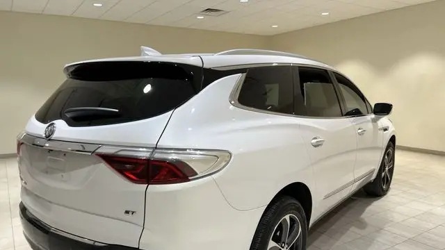 2022 Buick Enclave Essence