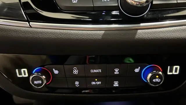 2022 Buick Enclave Essence