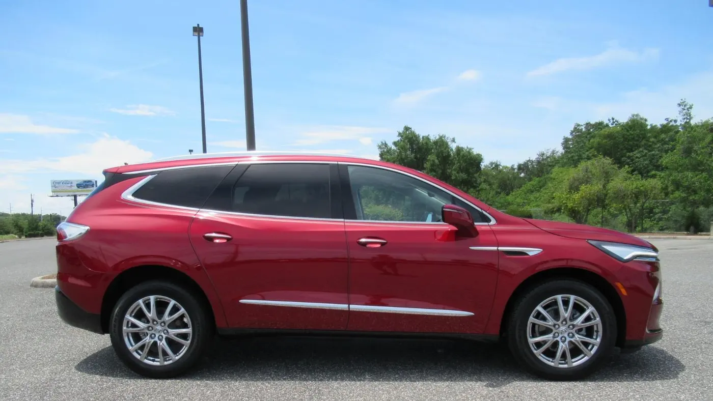 2023 Buick Enclave Premium
