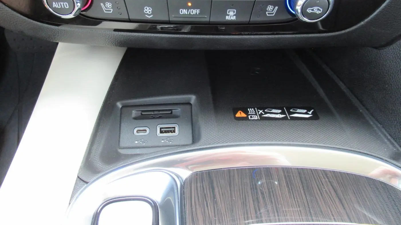2023 Buick Enclave Premium