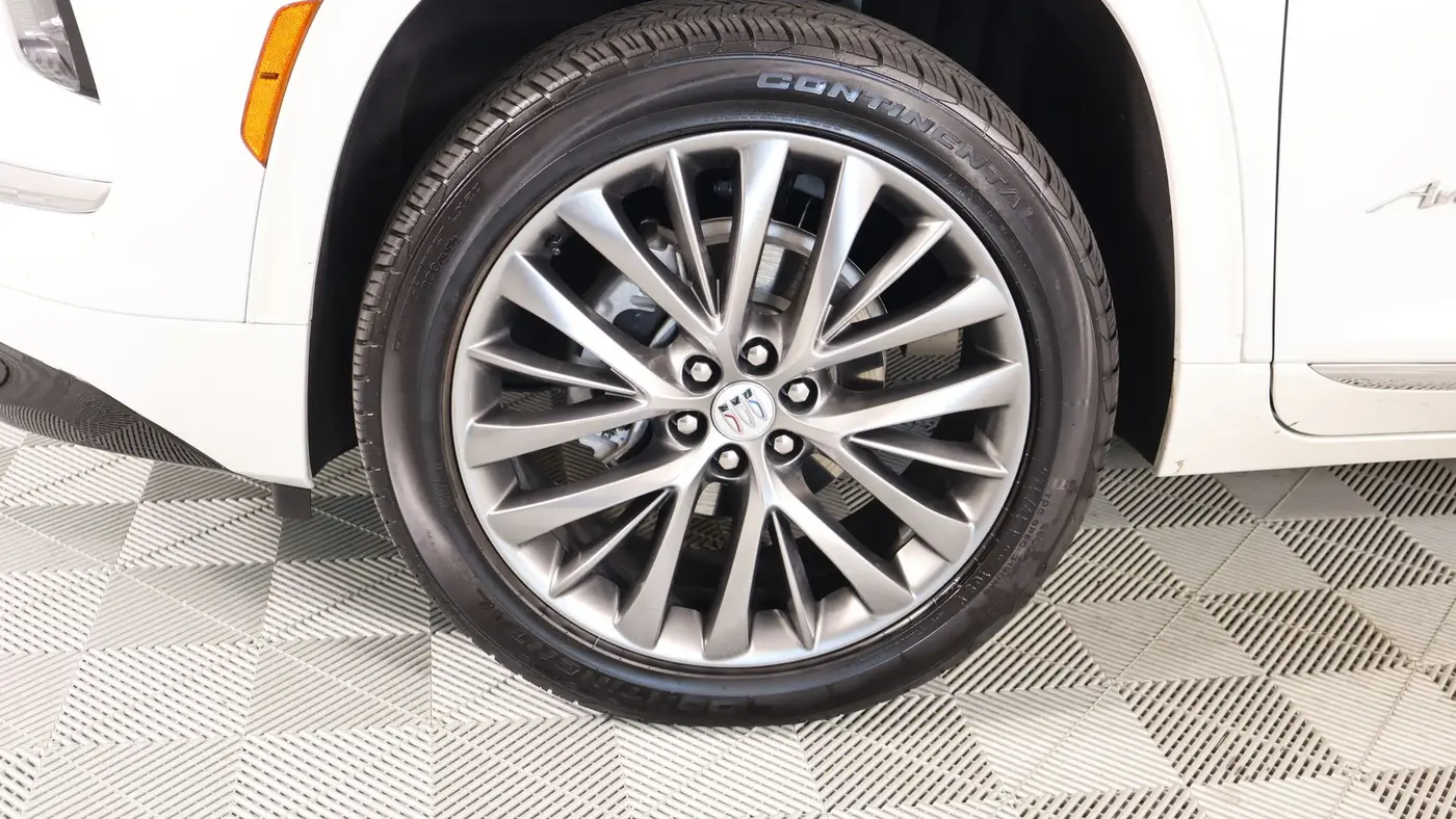 2025 Buick Enclave Avenir
