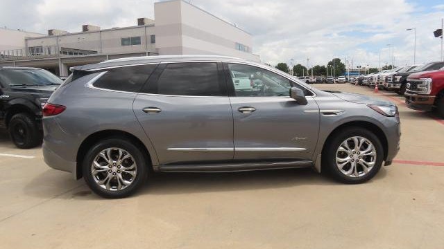 2021 Buick Enclave Avenir