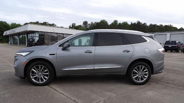 2024 Buick Enclave Avenir