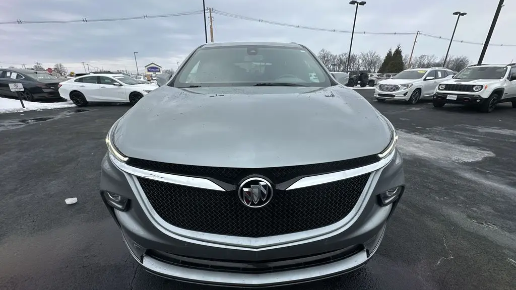 2024 Buick Enclave Essence