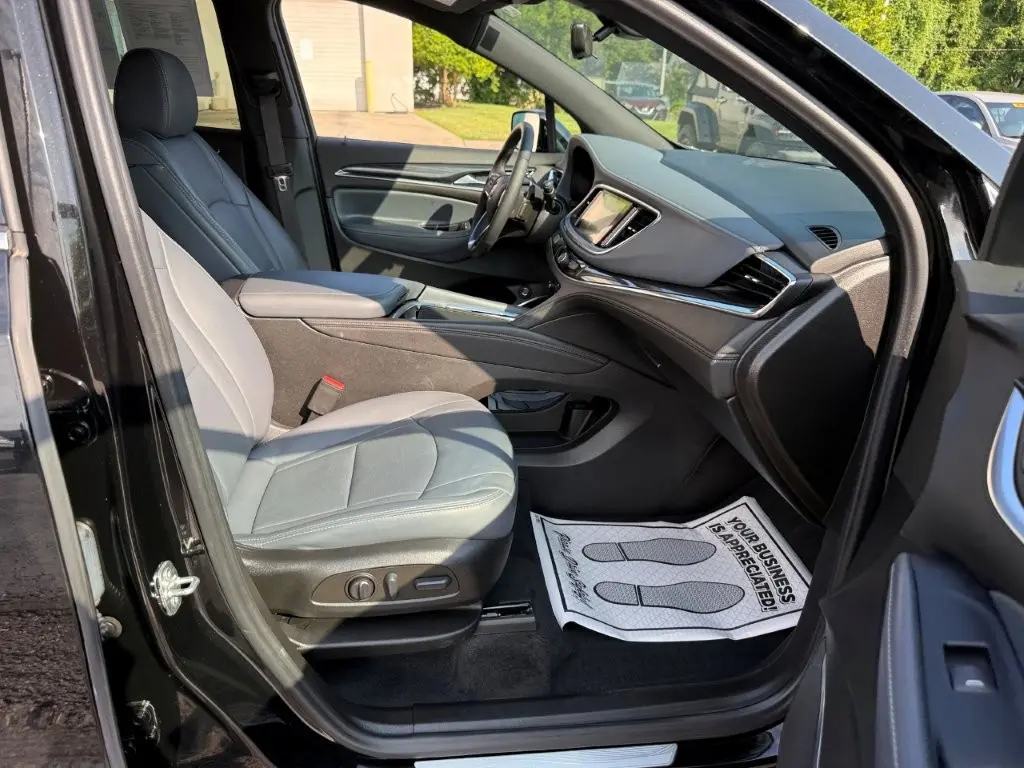 2022 Buick Enclave - $29,499