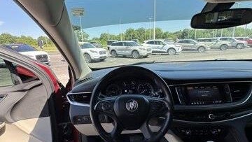 2021 Buick Enclave Essence