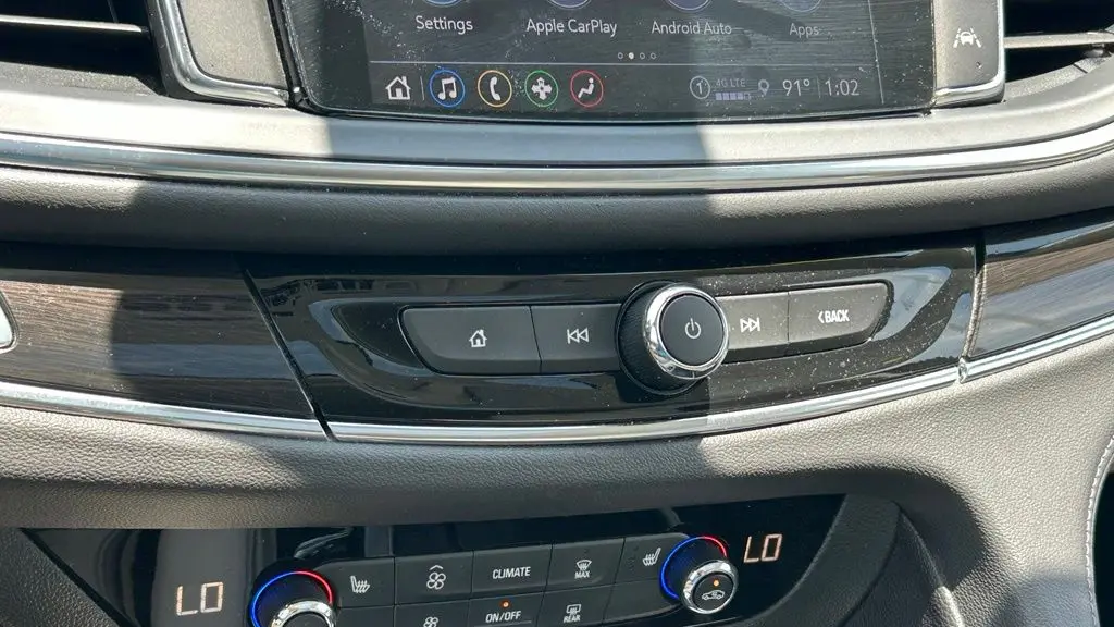 2023 Buick Enclave Essence