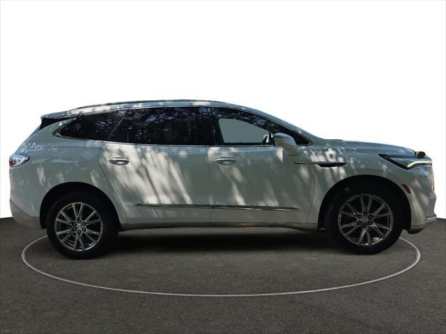 2022 Buick Enclave - $26,525