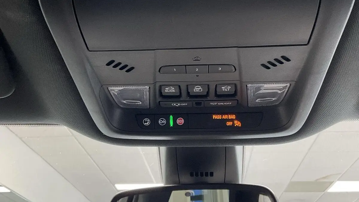 2024 Buick Enclave Essence