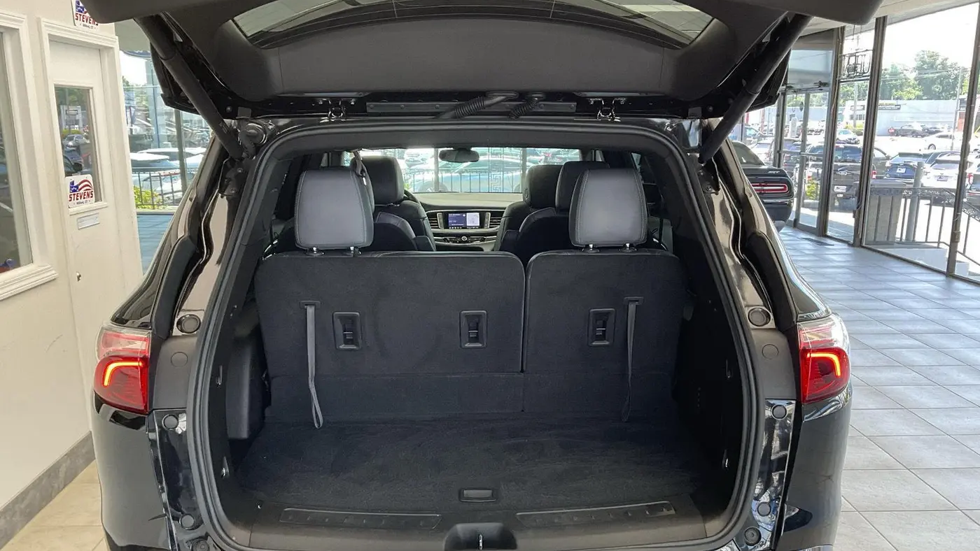 2024 Buick Enclave Essence
