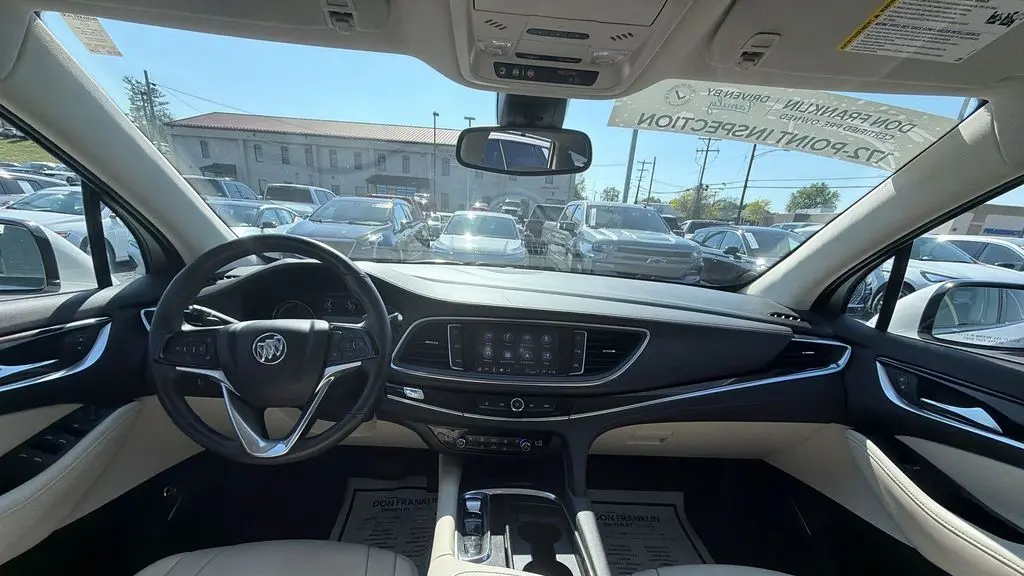 2023 Buick Enclave Essence