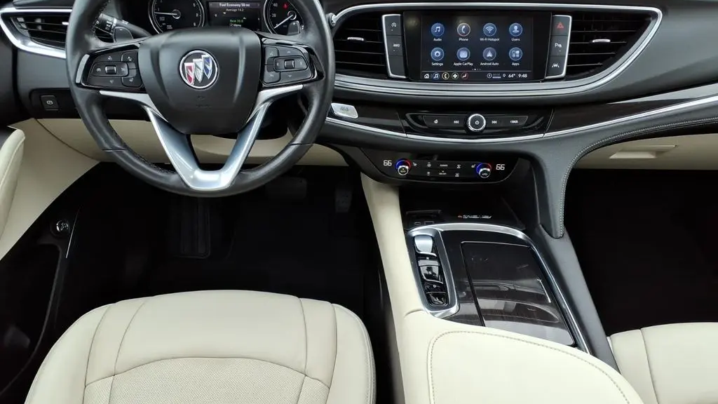 2023 Buick Enclave Essence