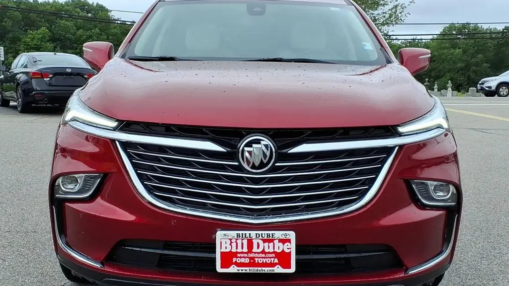 2023 Buick Enclave Essence