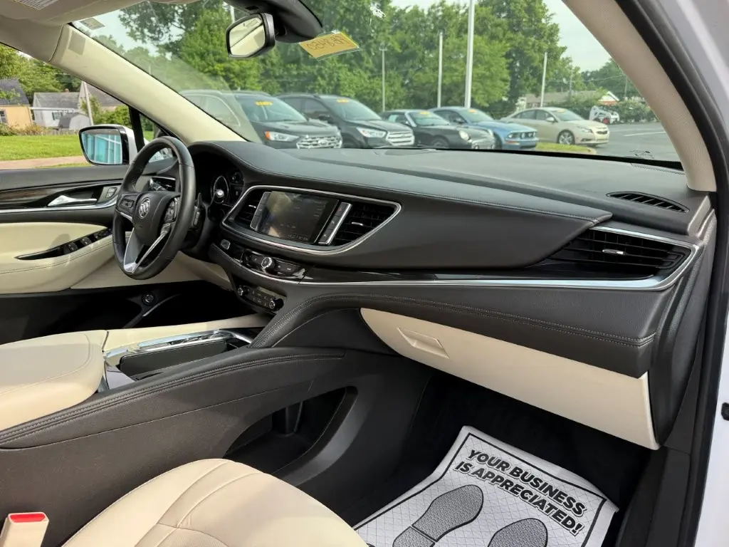 2023 Buick Enclave - $32,998