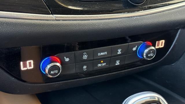 2018 Buick Enclave Essence