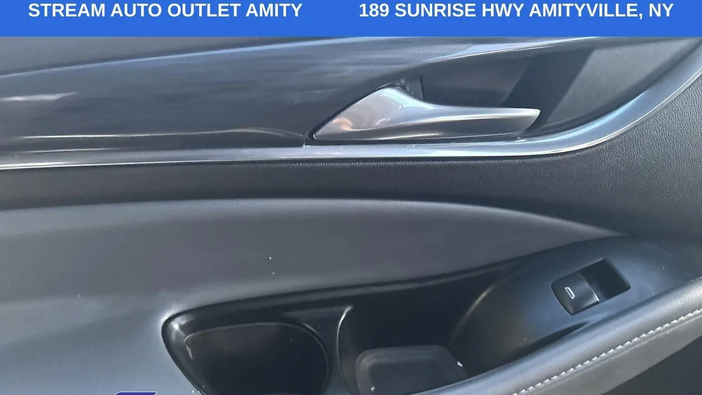 2024 Buick Enclave Essence