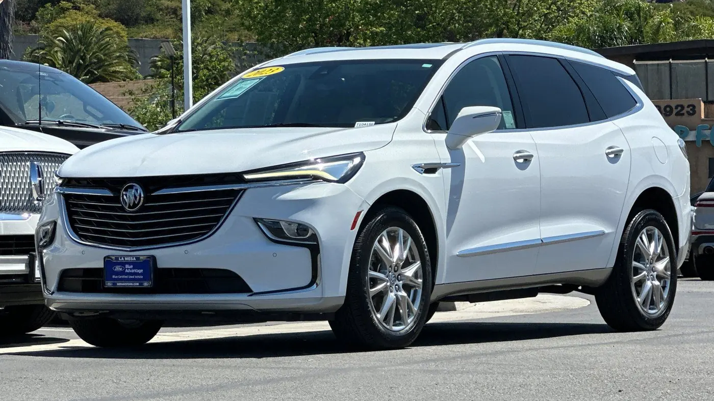 2023 Buick Enclave Essence