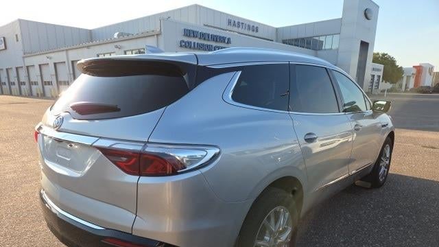 2022 Buick Enclave Essence