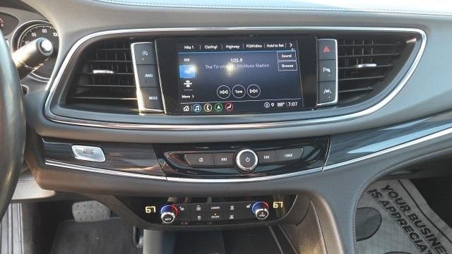 2022 Buick Enclave Essence
