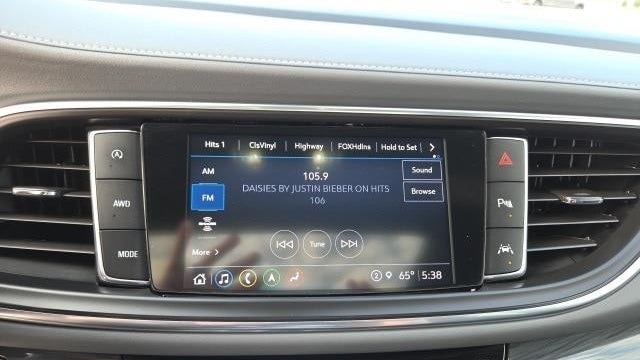 2022 Buick Enclave Essence