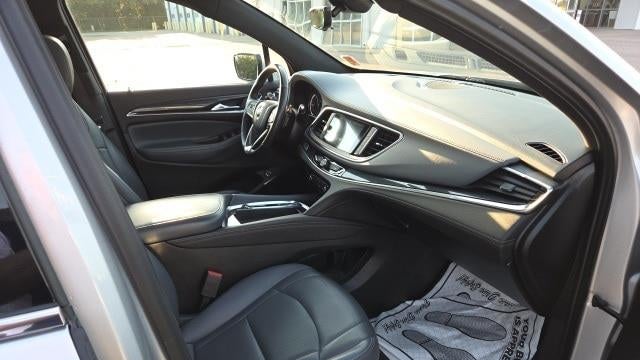 2022 Buick Enclave Essence