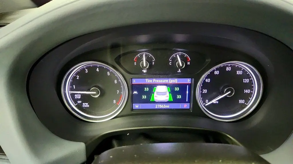 2023 Buick Enclave Essence